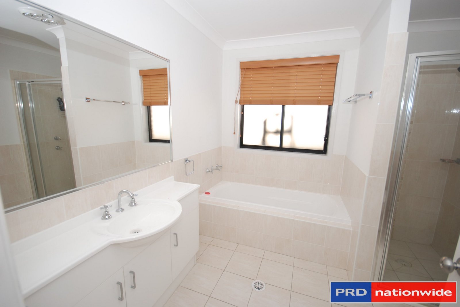 12 Deniston Circuit BUNGENDORE 10