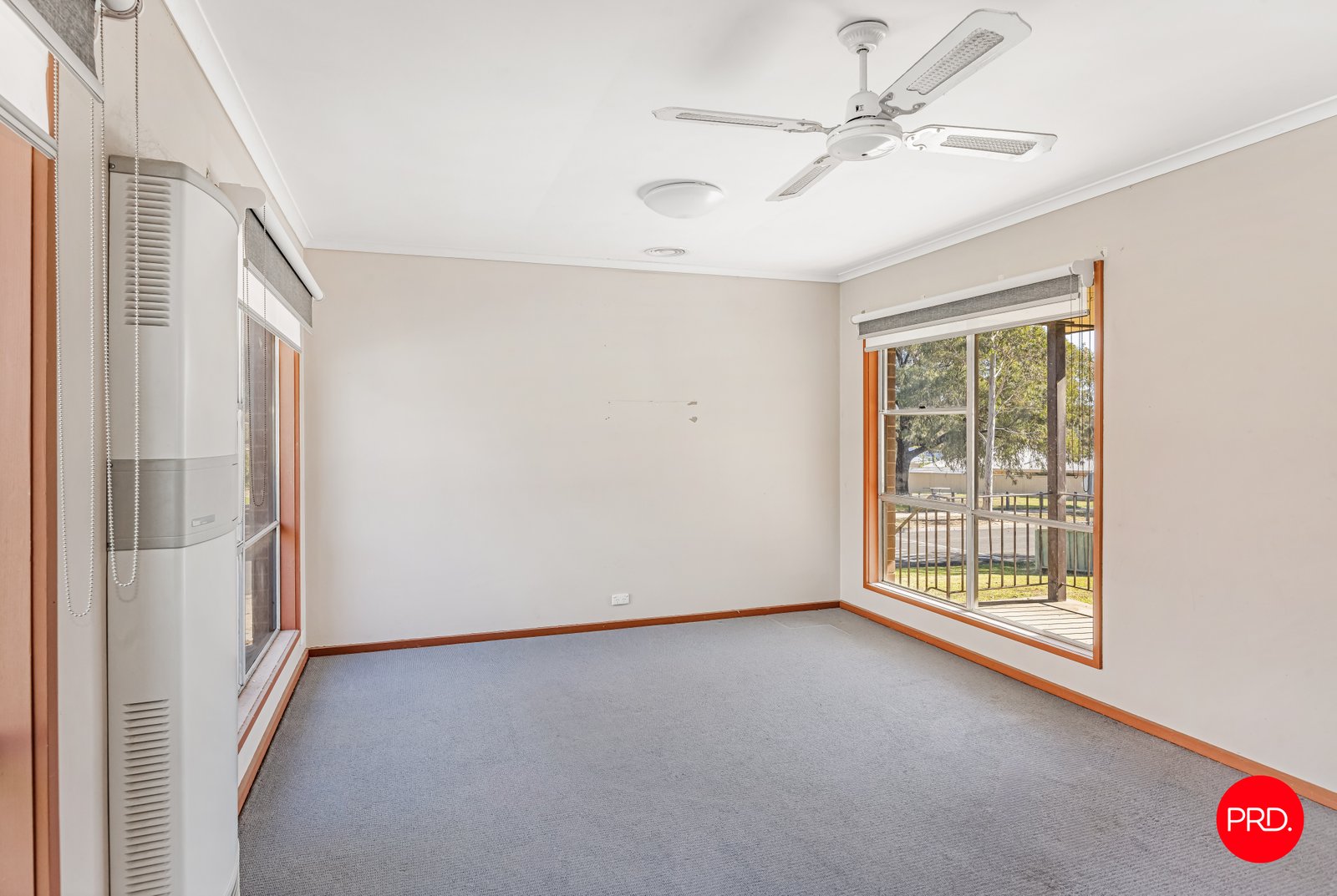 12 Derwent Dr  LONG GULLY 8