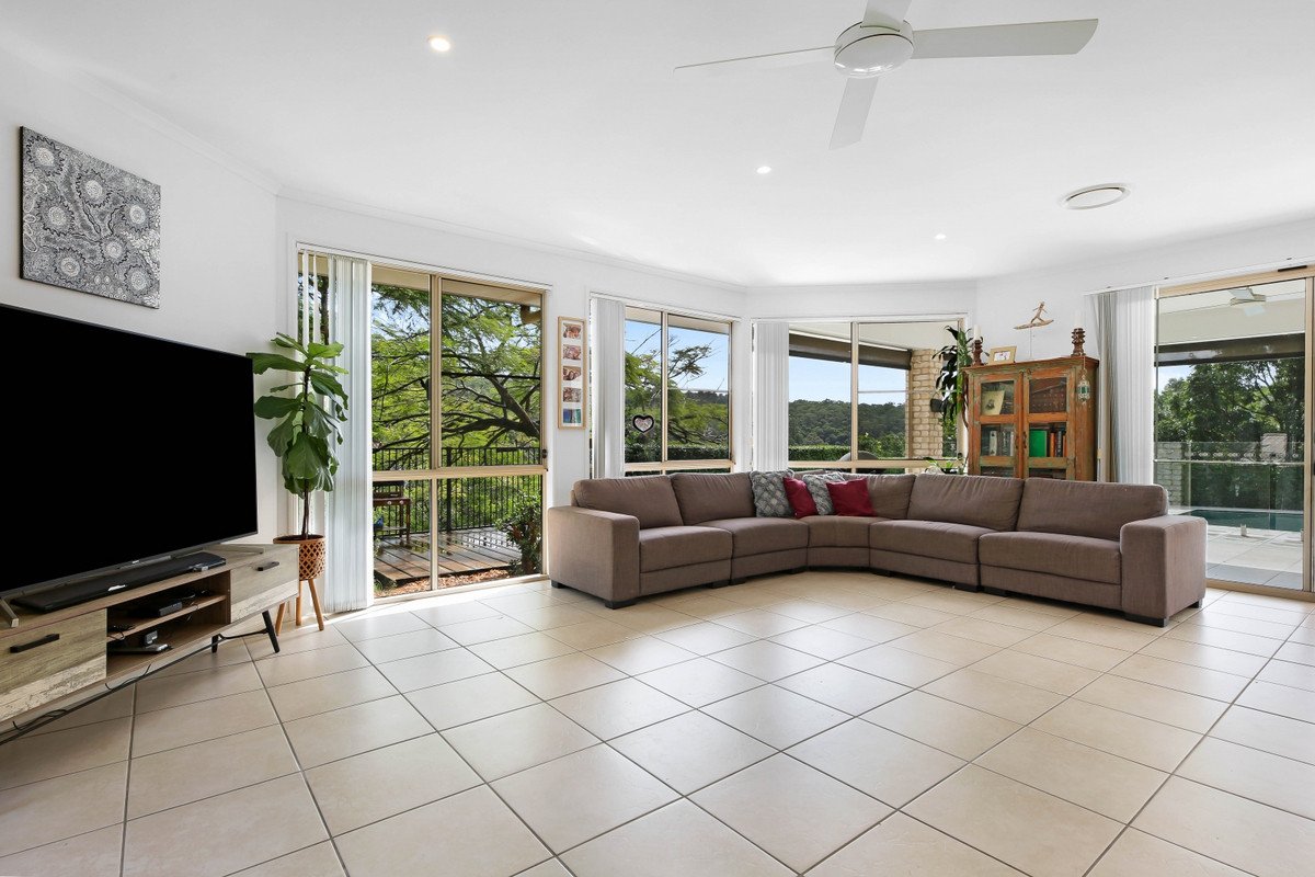 12 Des Quinlan Crescent Tallebudgera 15