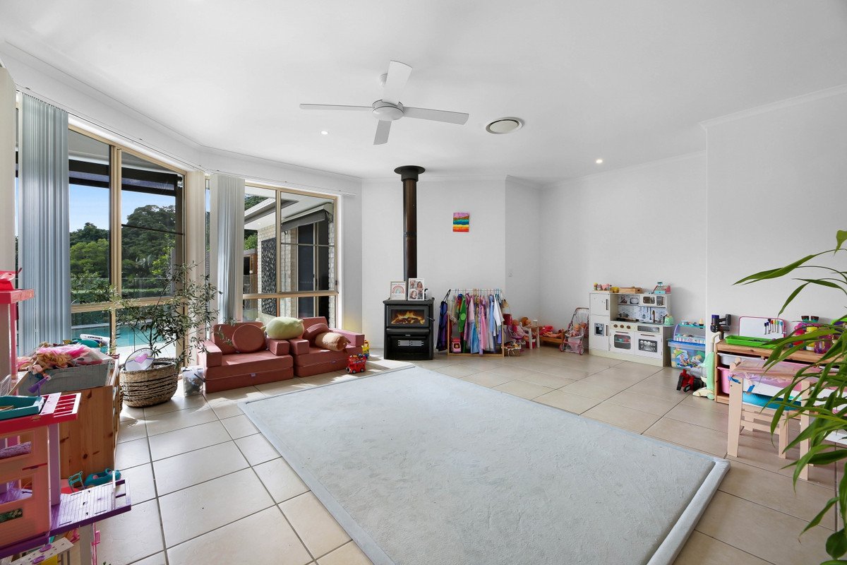 12 Des Quinlan Crescent Tallebudgera 16