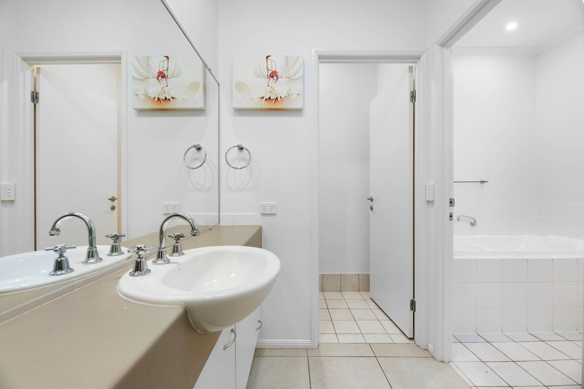 12 Des Quinlan Crescent Tallebudgera 23