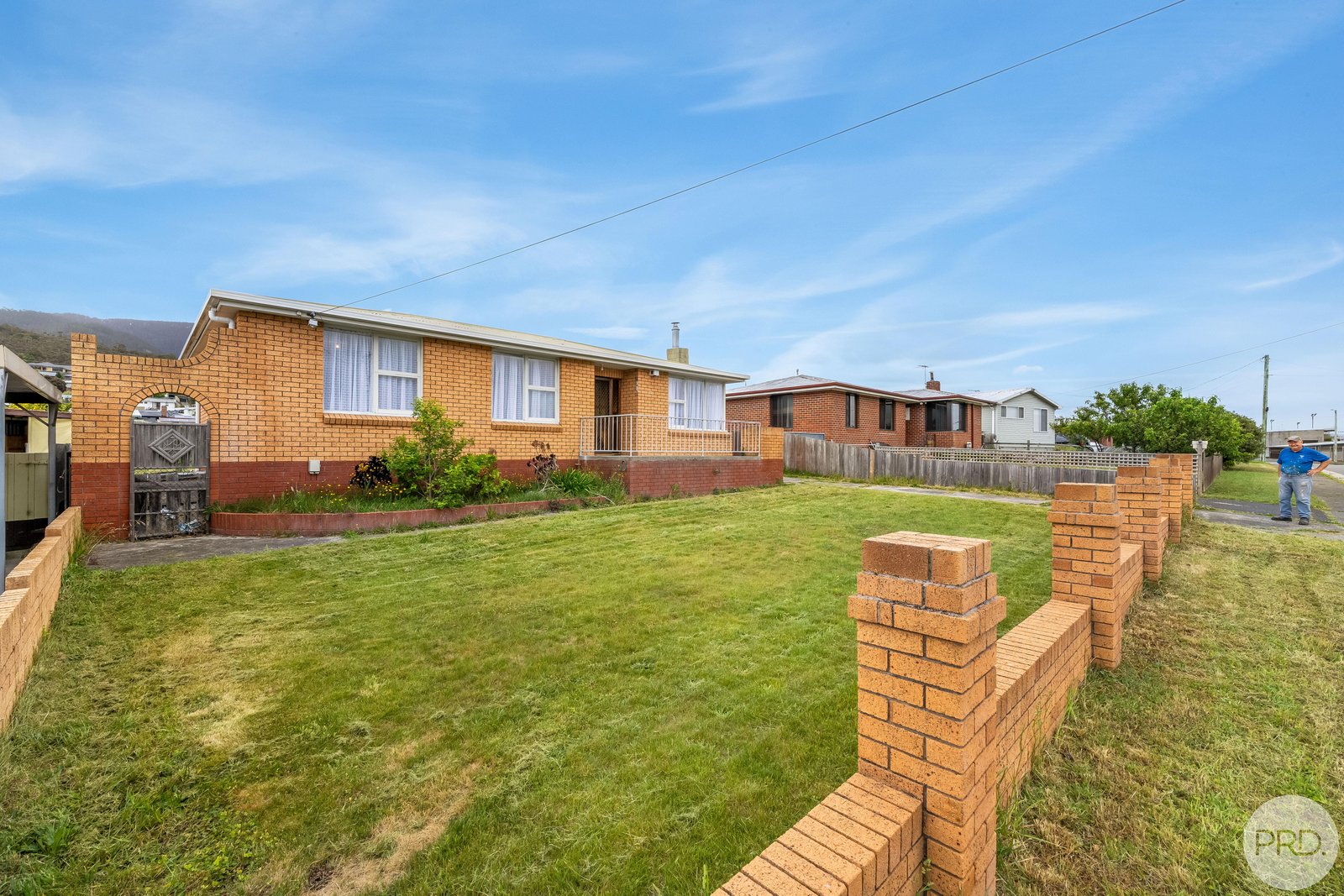 12 Dewar Place CLAREMONT 3