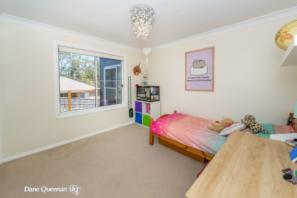12 Dockside Avenue CORLETTE 21