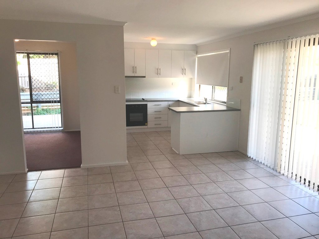 12 Dorking Court ALEXANDRA HILLS 2