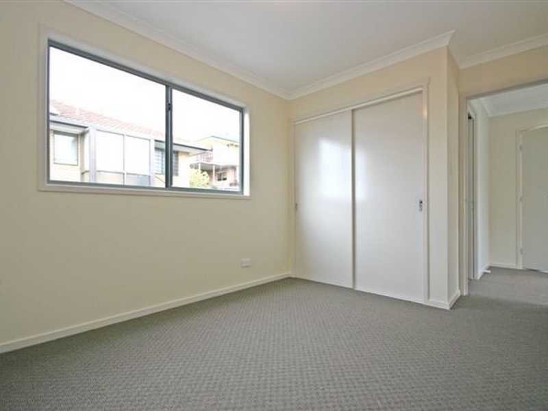 1/2 Dorothy Court WEST MOONAH 7