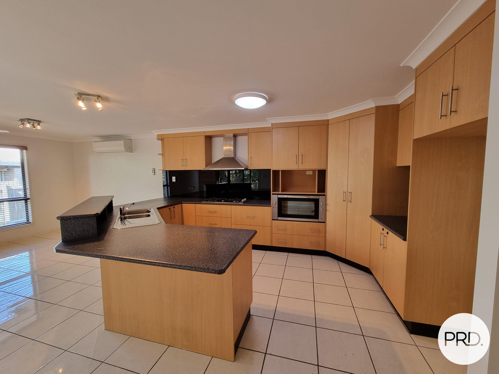 12 Driftwood Street TANNUM SANDS 10