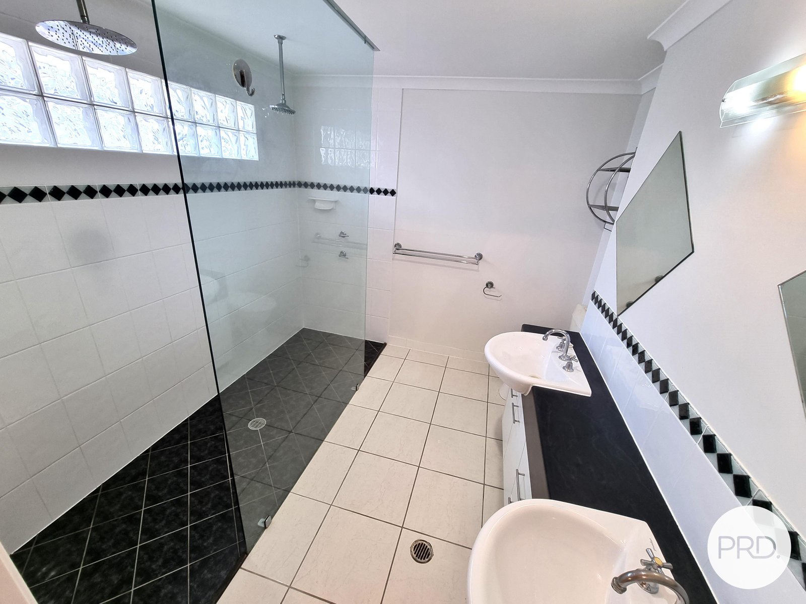 12 Driftwood Street TANNUM SANDS 13