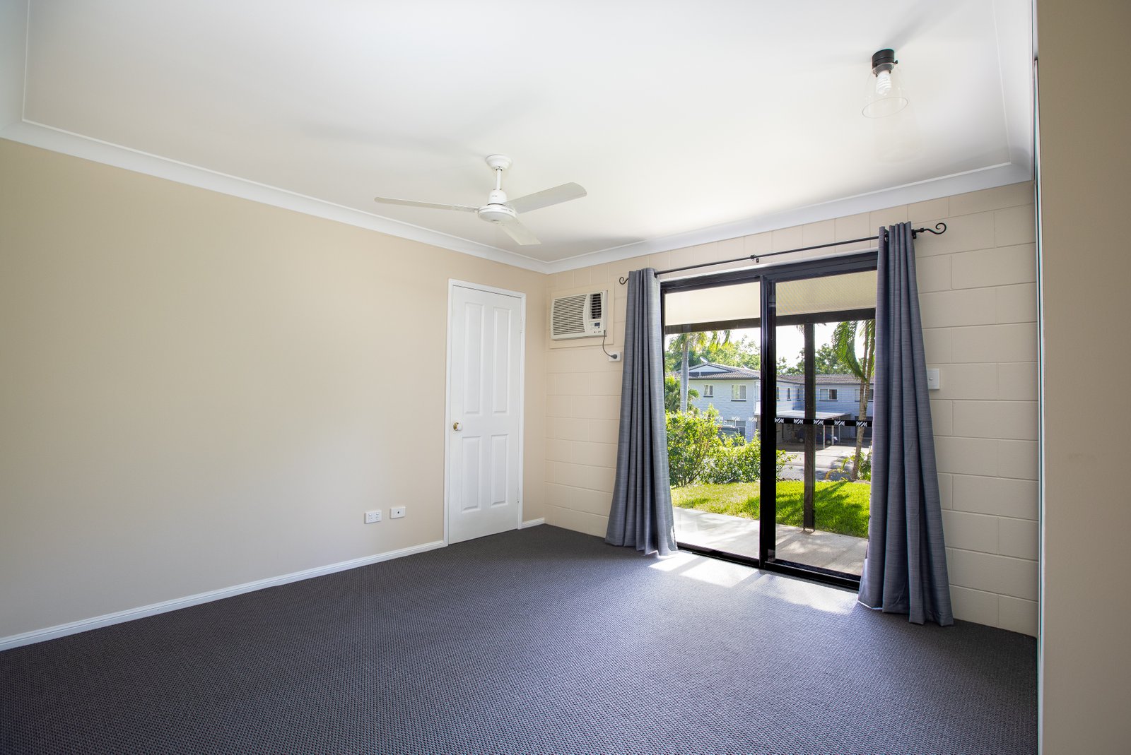 12 Duell Road CANNONVALE 4