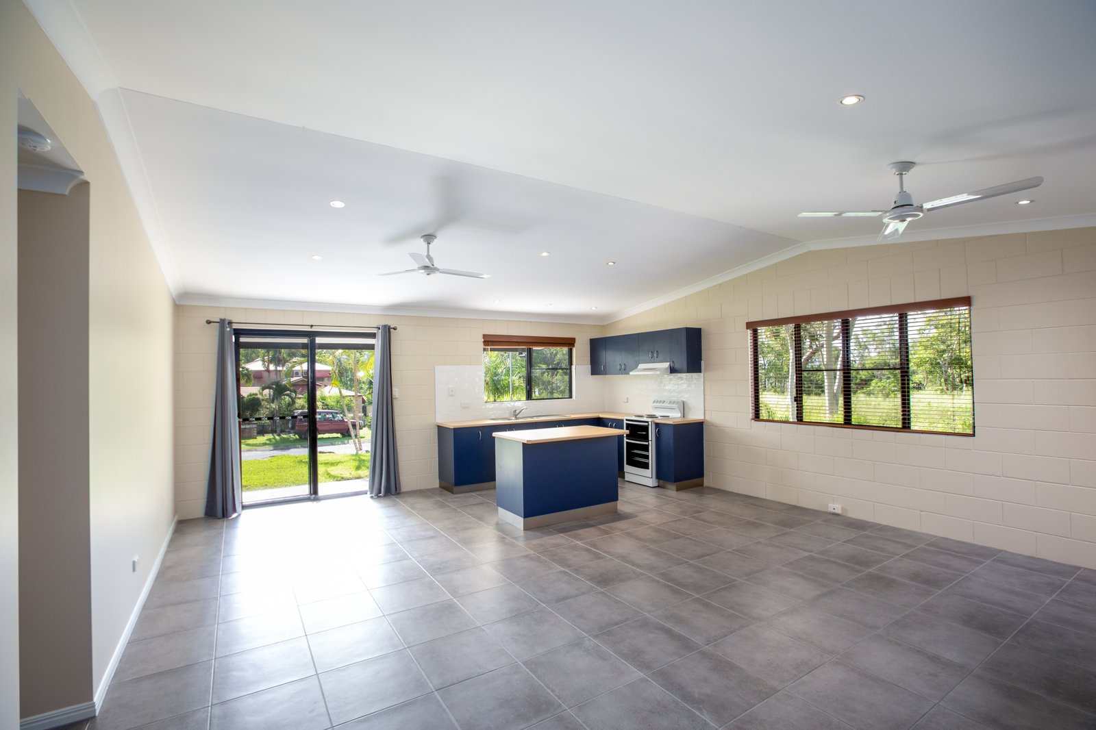 12 Duell Road CANNONVALE 7