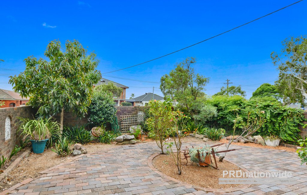 12 Dunkirk Avenue KINGSGROVE 3