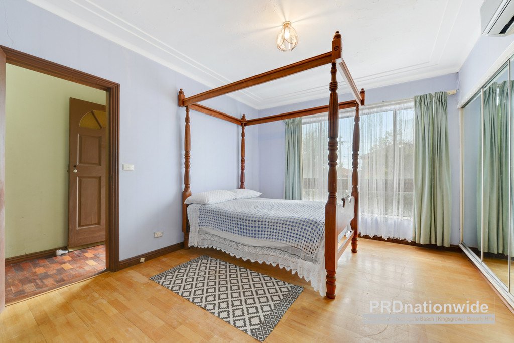 12 Dunkirk Avenue KINGSGROVE 6