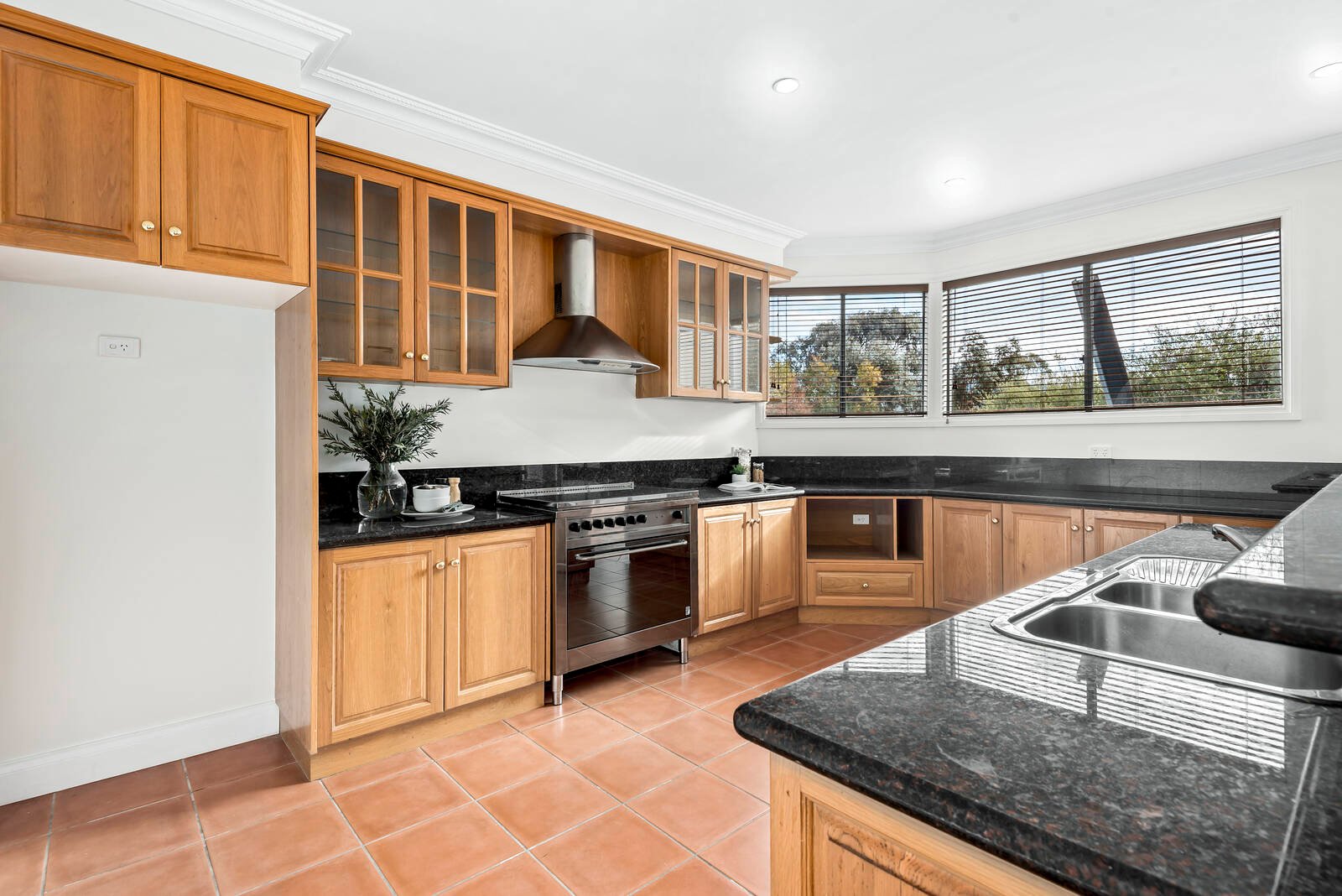 Real Estate and Property in 12 Dylan Place, Leopold, VIC