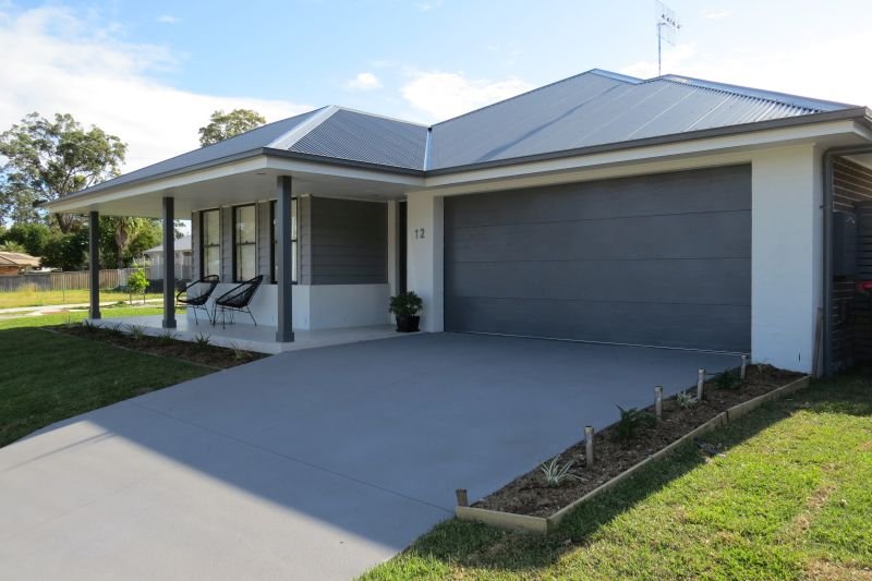 12 Ebbtide Way CORLETTE 1