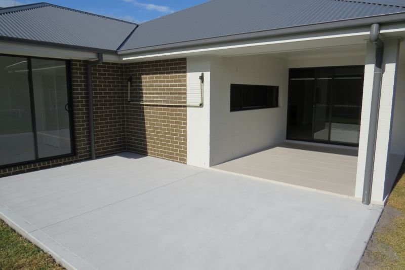 12 Ebbtide Way CORLETTE 18
