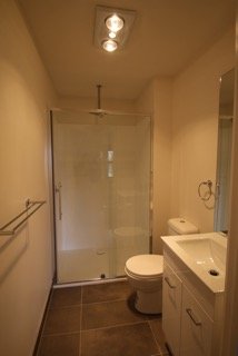 12 EDGEWORTH Street WARRANE 5