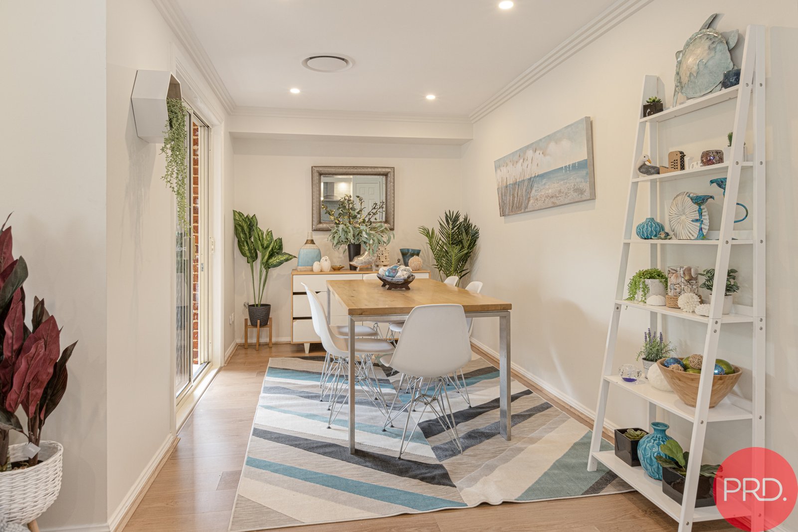 12 Edwards Avenue THORNTON 13