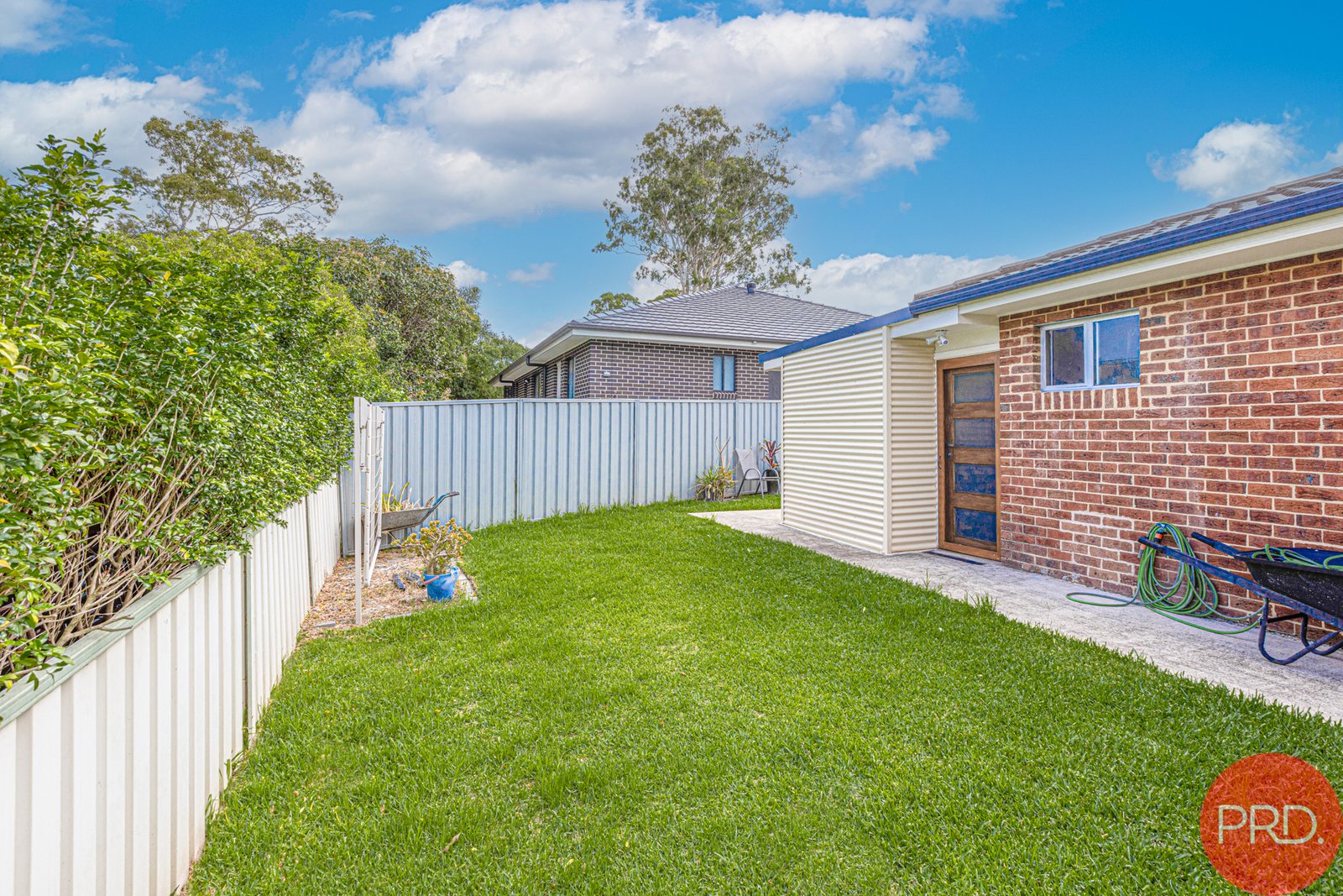 12 Edwards Avenue THORNTON 33
