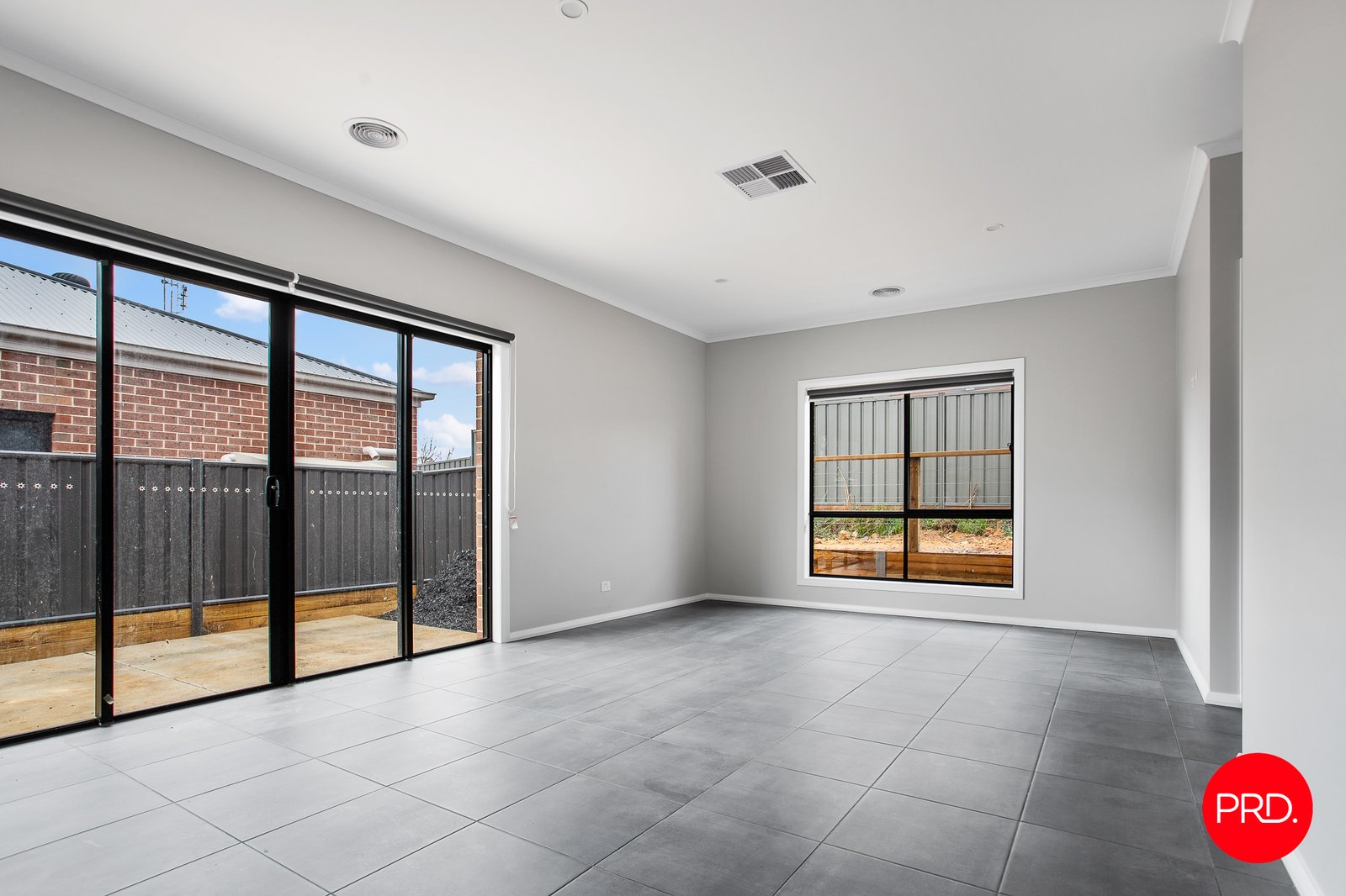 1/2 Eldridge Court KANGAROO FLAT 4