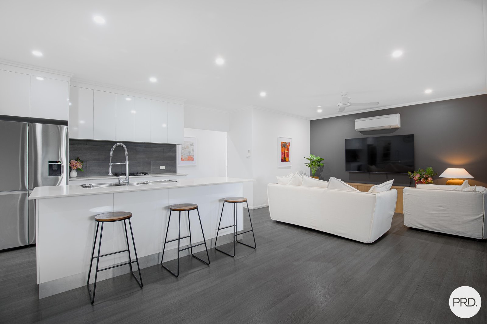 12 Eleanor Drive BEACONSFIELD 3