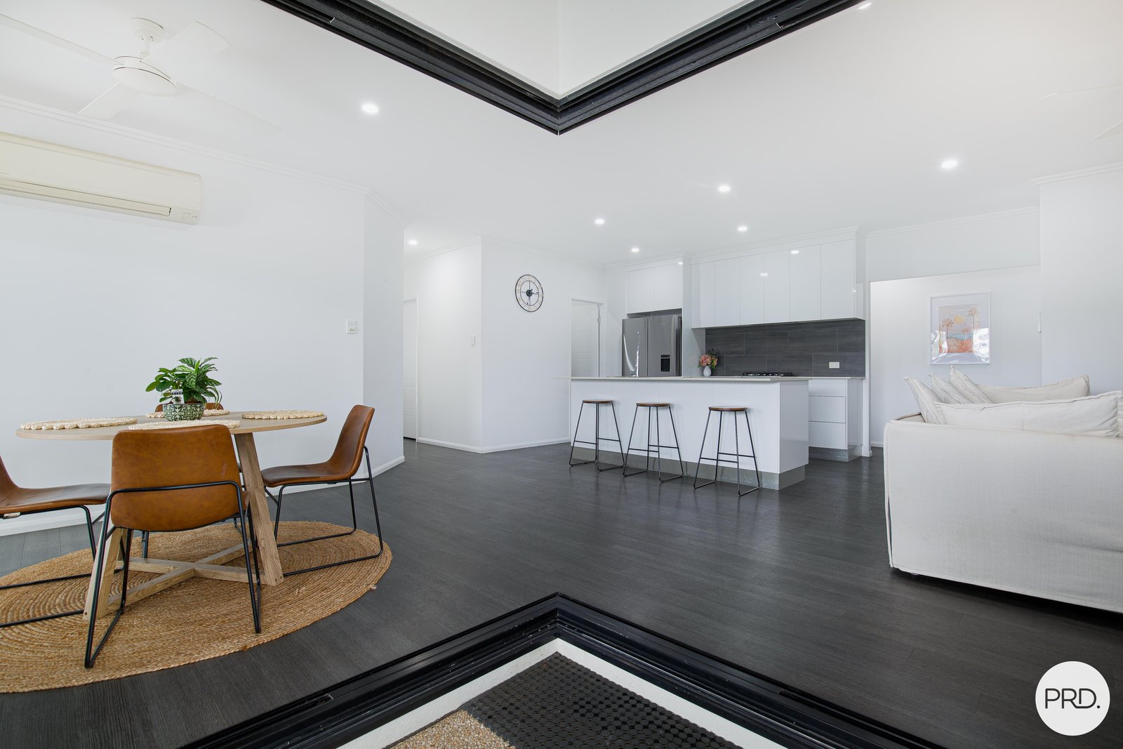 12 Eleanor Drive BEACONSFIELD 4