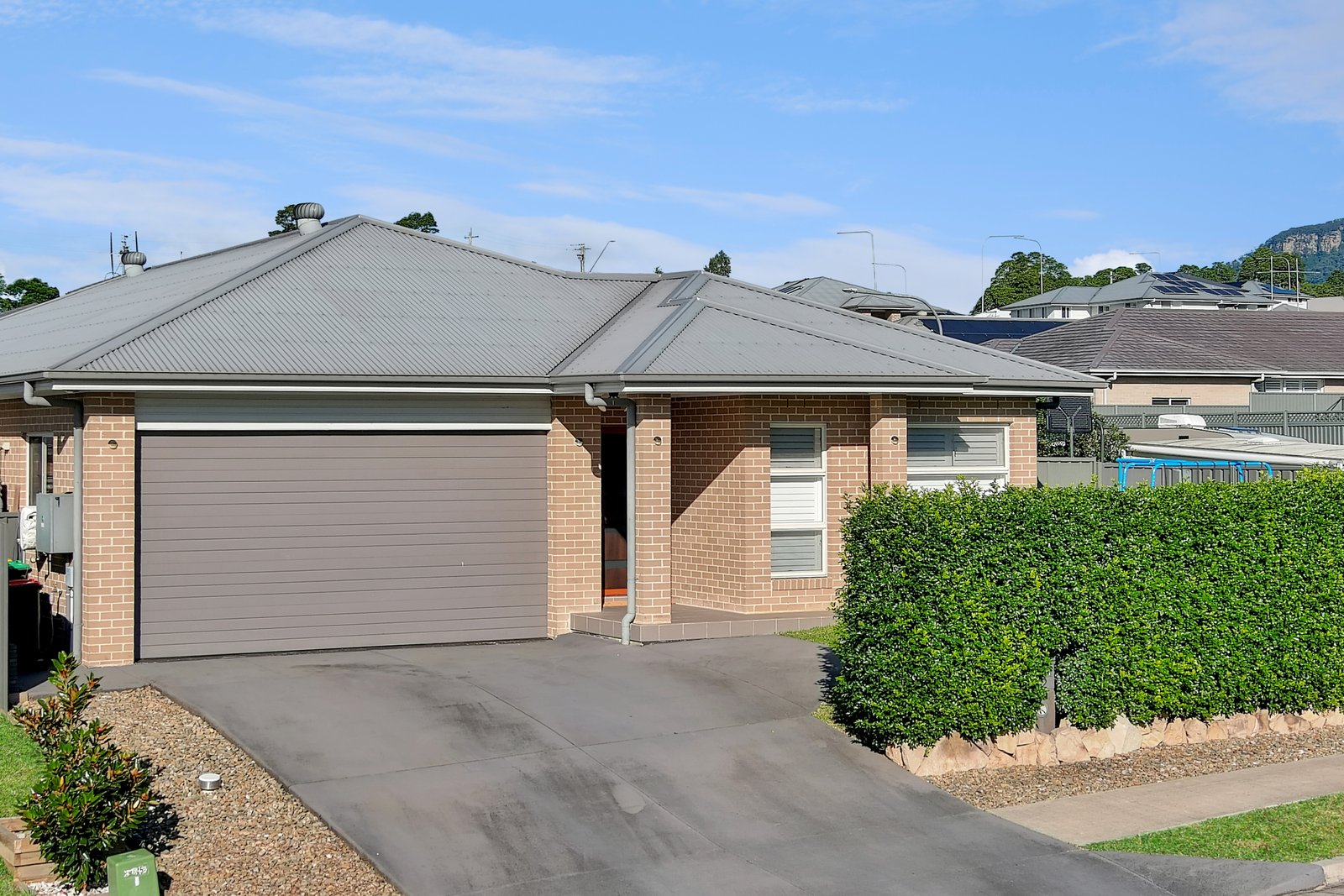 12 Escarpment Place HORSLEY 2