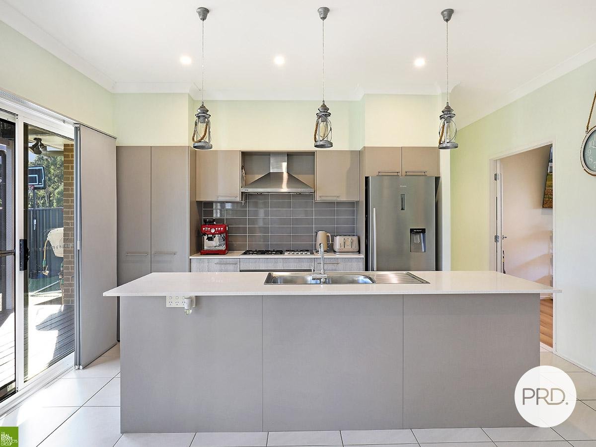 12 Escarpment Place HORSLEY 3