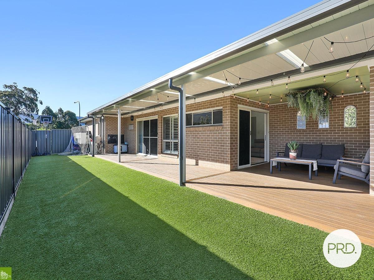 12 Escarpment Place HORSLEY 13