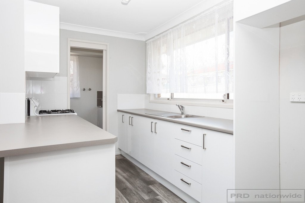 12 Evatt Street PELAW MAIN 2