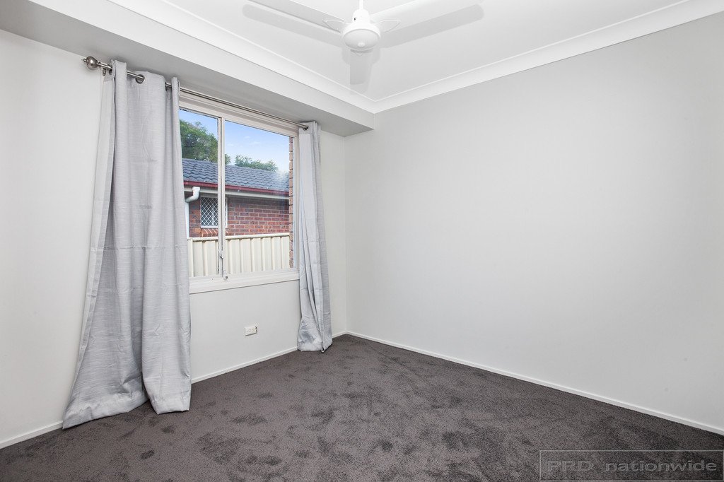 12 Evatt Street PELAW MAIN 5