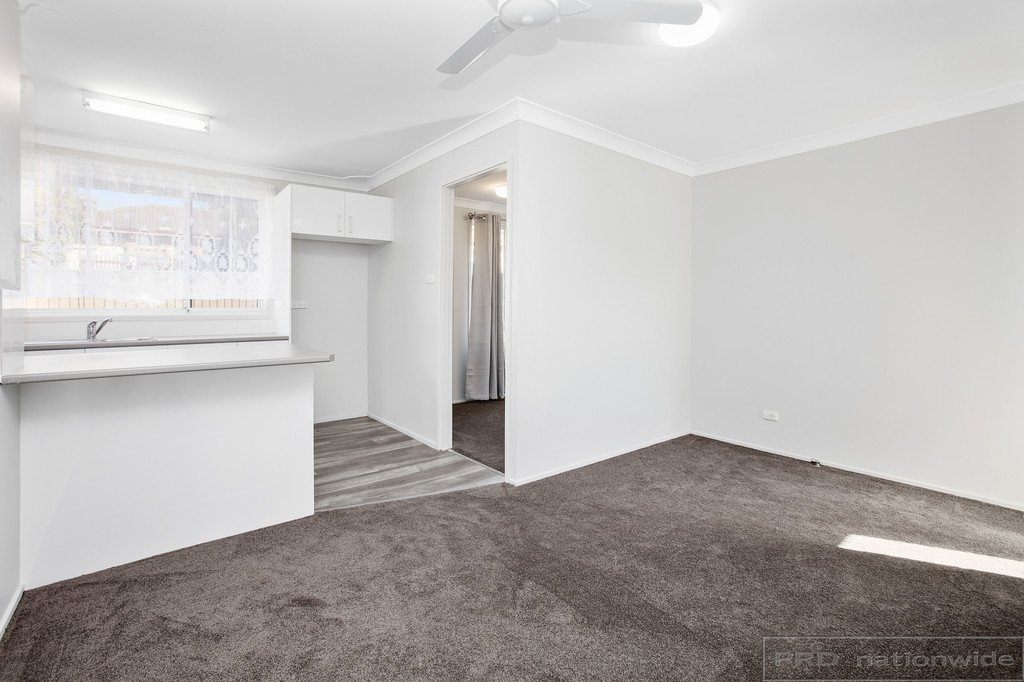 12 Evatt Street PELAW MAIN 7