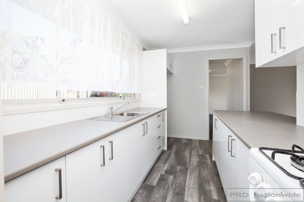 12 Evatt Street PELAW MAIN 8