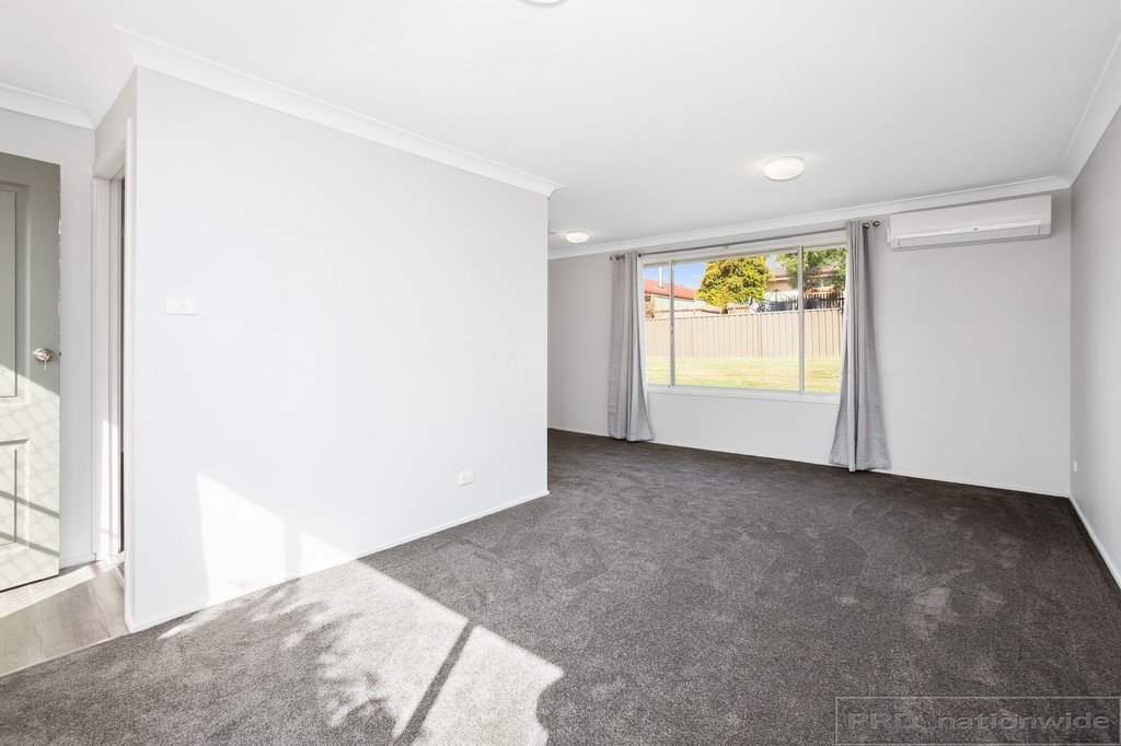 12 Evatt Street PELAW MAIN 9