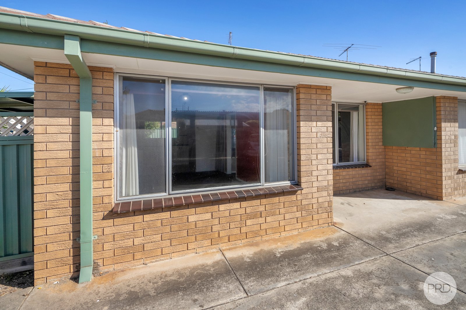 1/2 Evelyn Street WENDOUREE 1