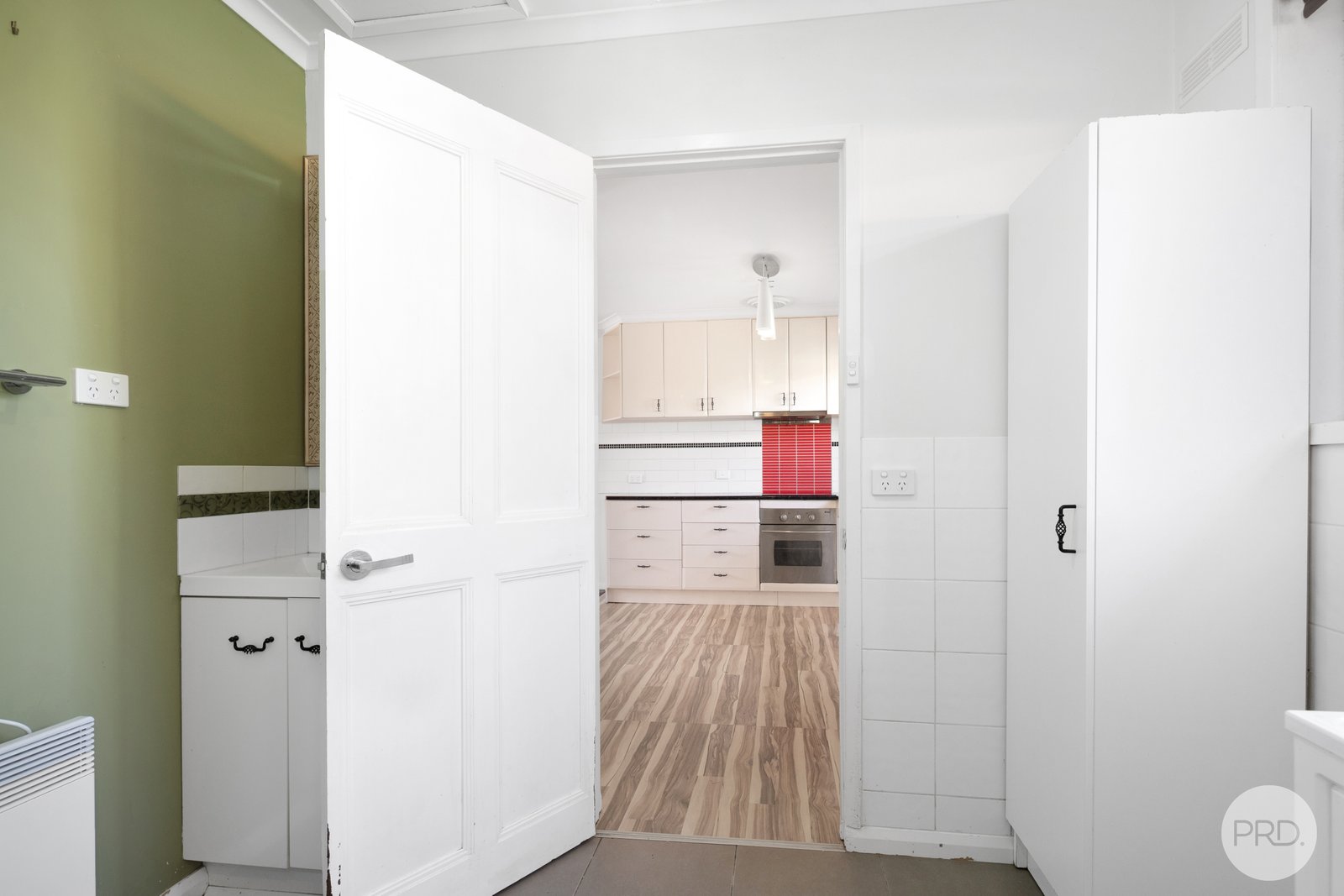 1/2 Evelyn Street WENDOUREE 8