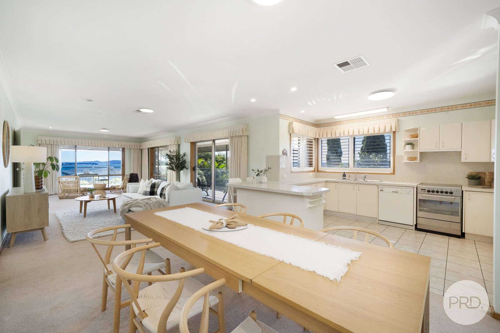 12 Fame Avenue CORLETTE 4