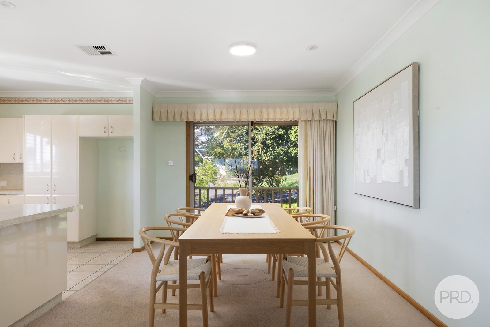 12 Fame Avenue CORLETTE 11