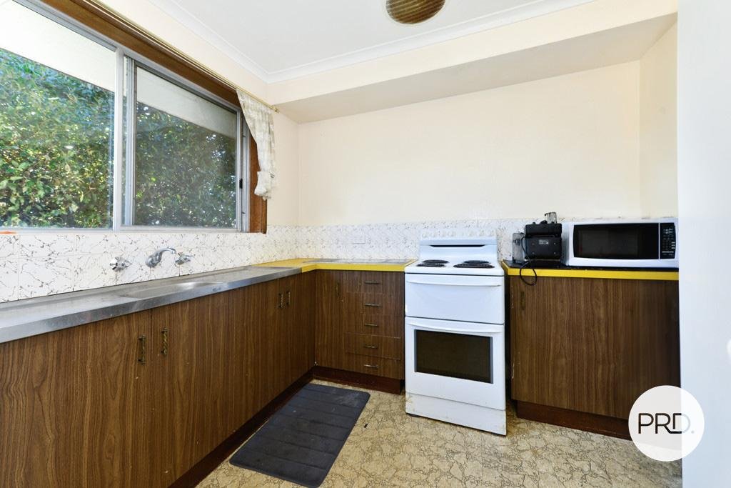 1/2 Farnham Court GLENORCHY 4