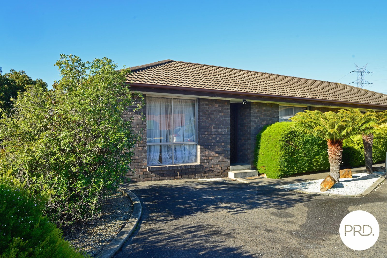 1/2 Farnham Court GLENORCHY 8