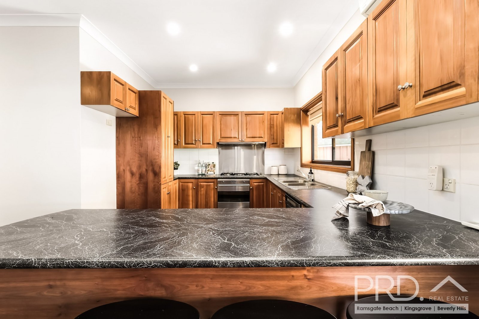 12 Farrell Road KINGSGROVE 3