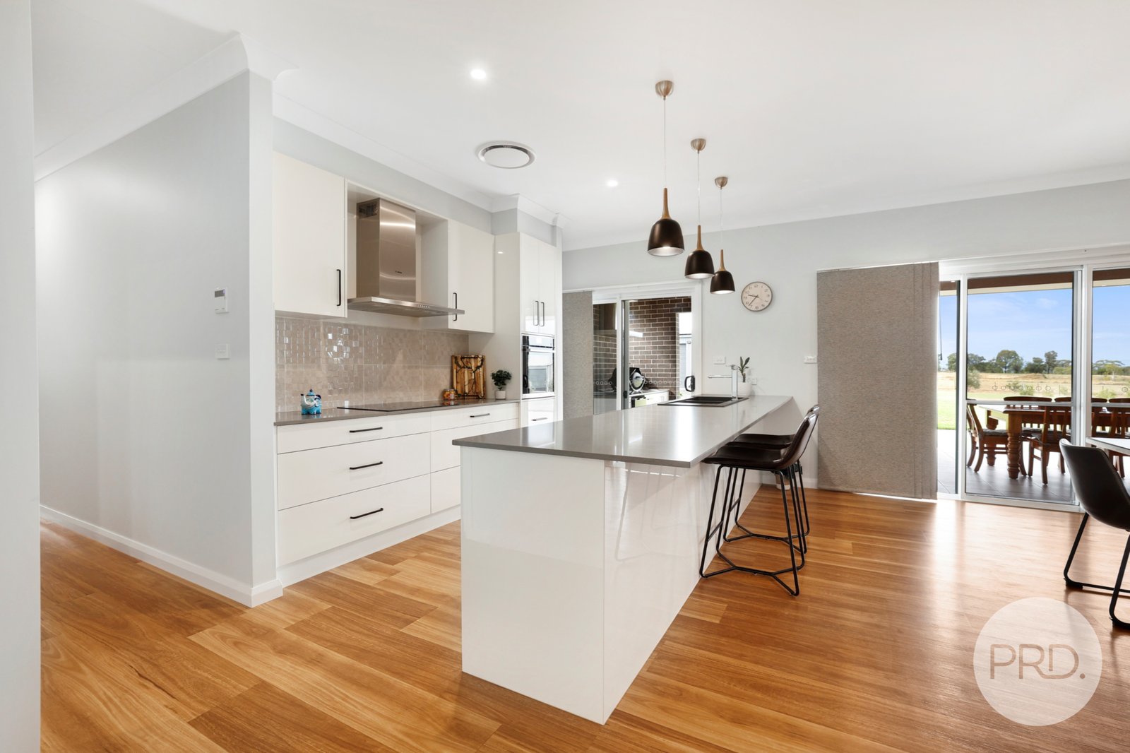 12 Flagstaff Road TAMWORTH 7