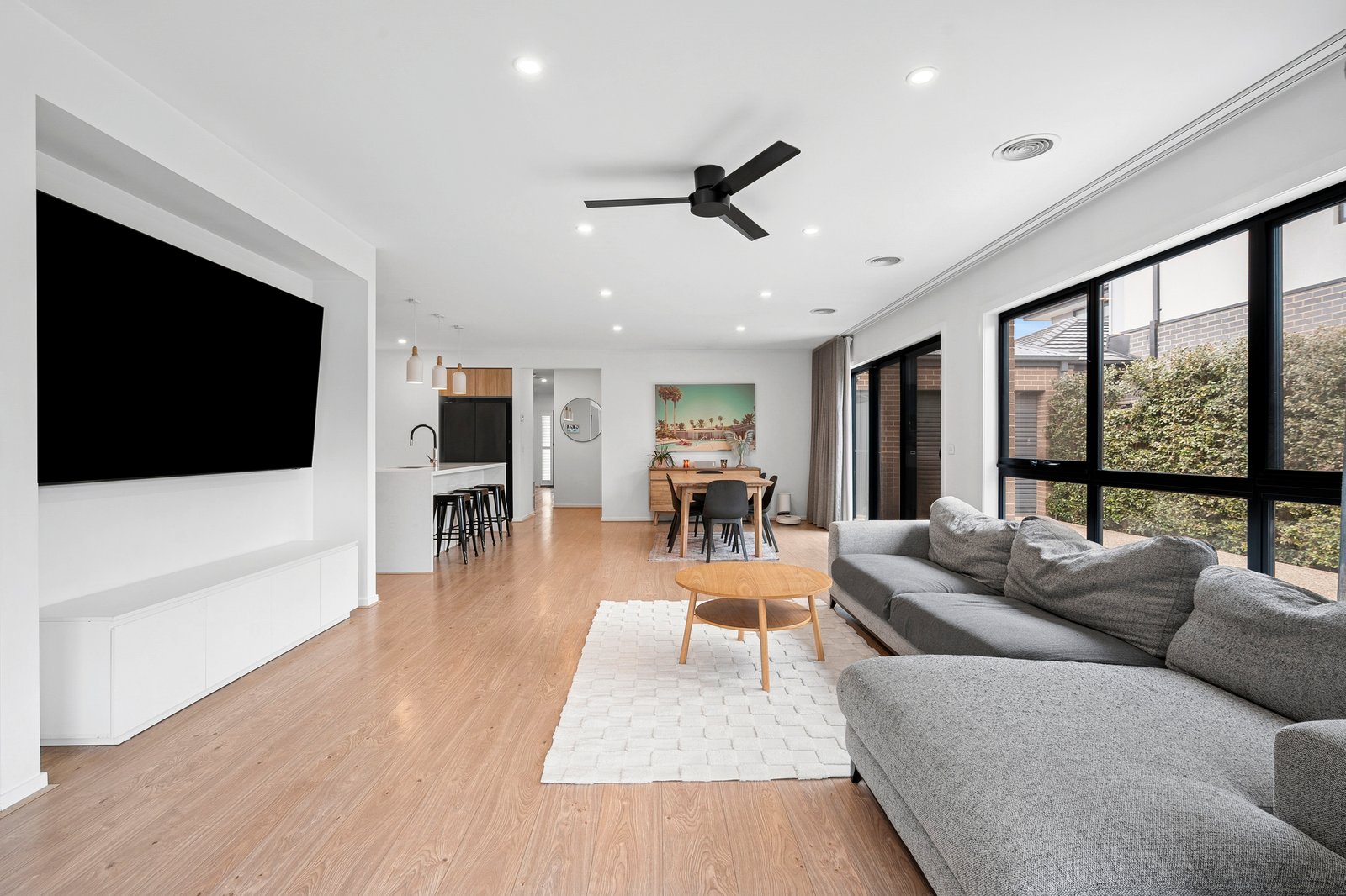 Gallery: 12 Flagstaff Street