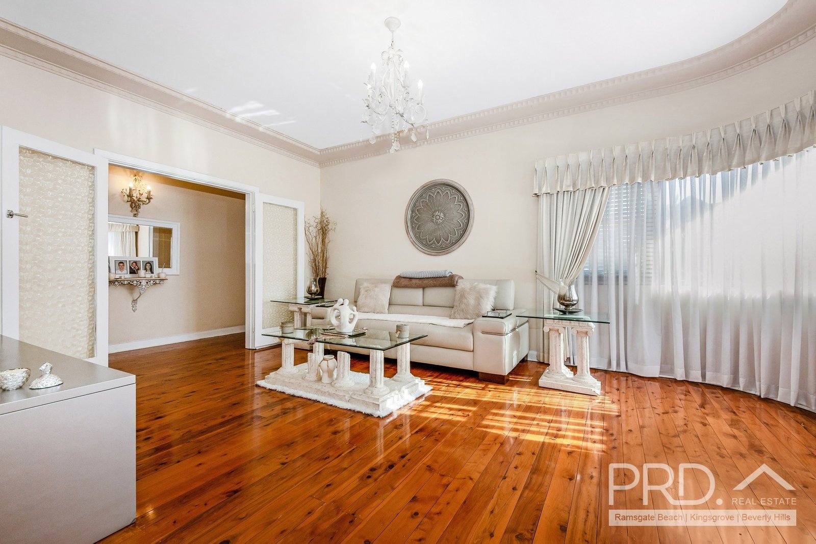 12 Flatrock Road KINGSGROVE 2