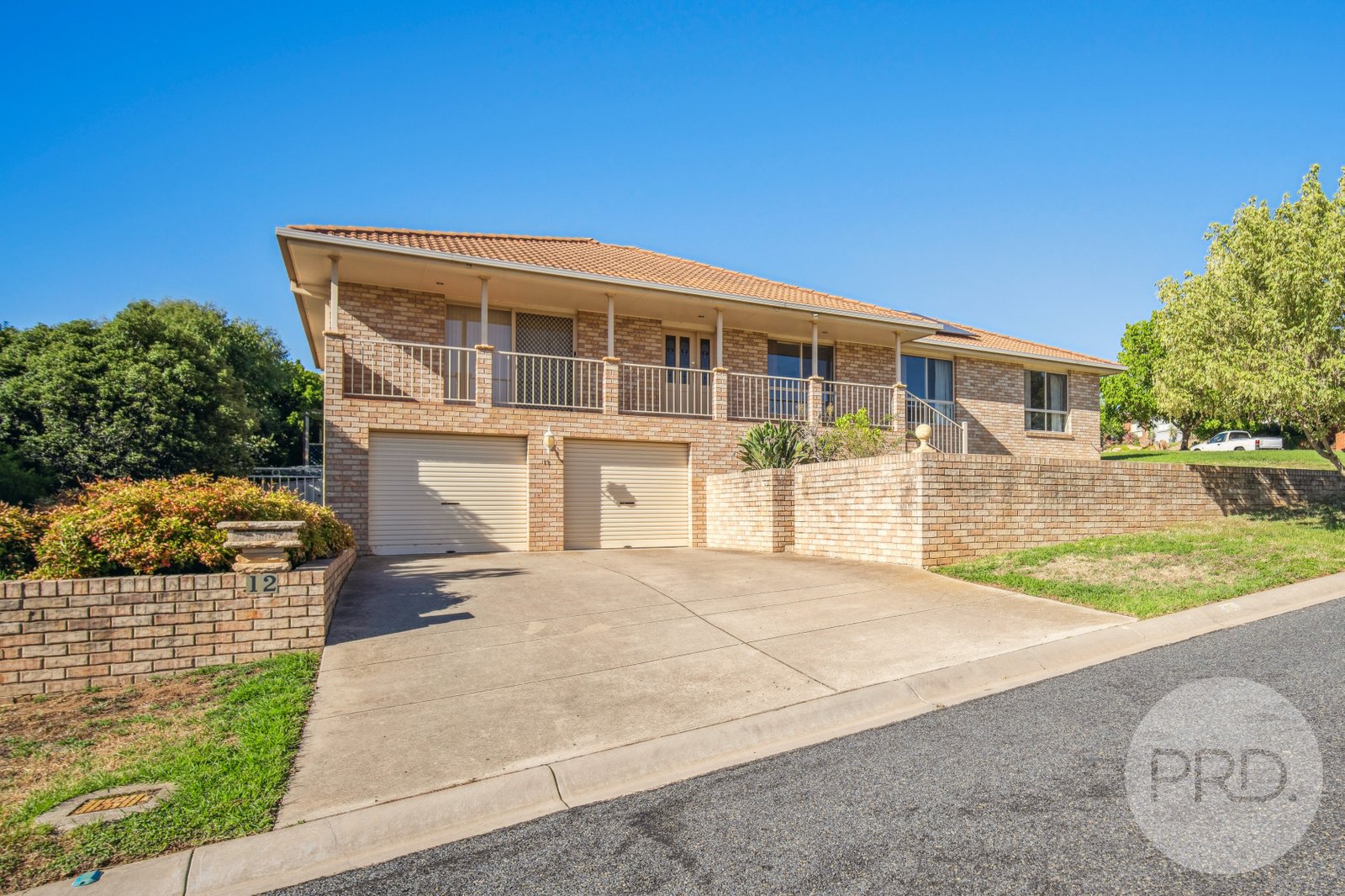 12 Fletcher Place KOORINGAL 1