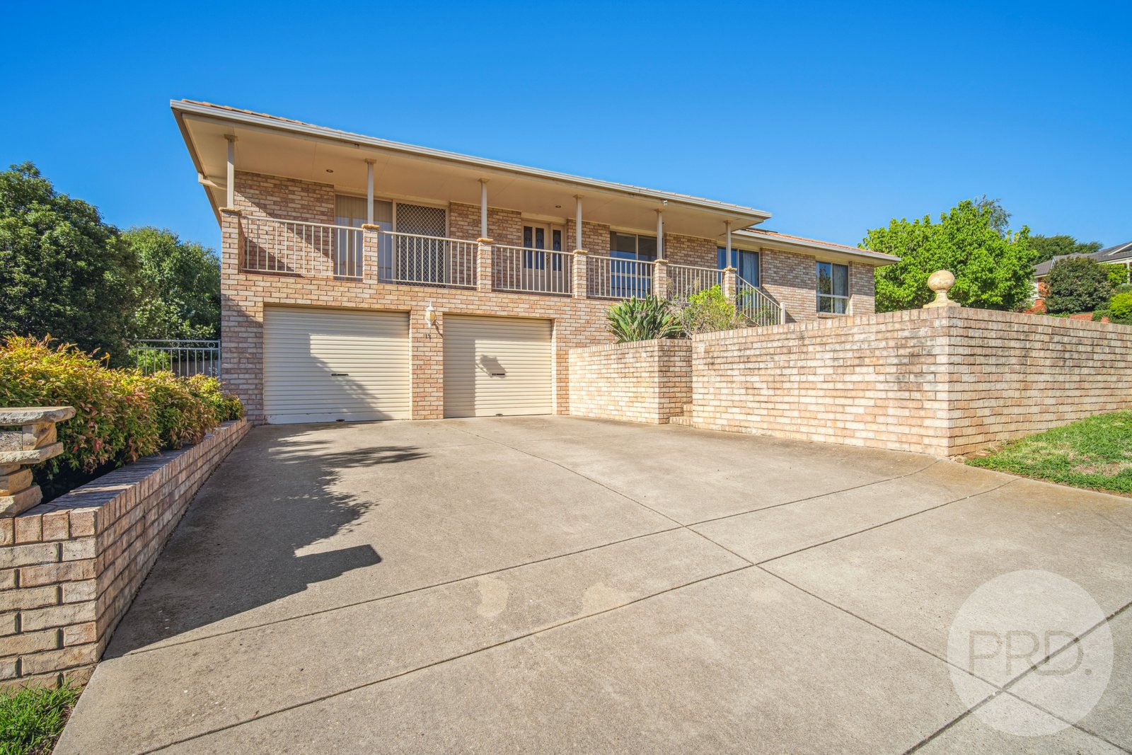 12 Fletcher Place KOORINGAL 2
