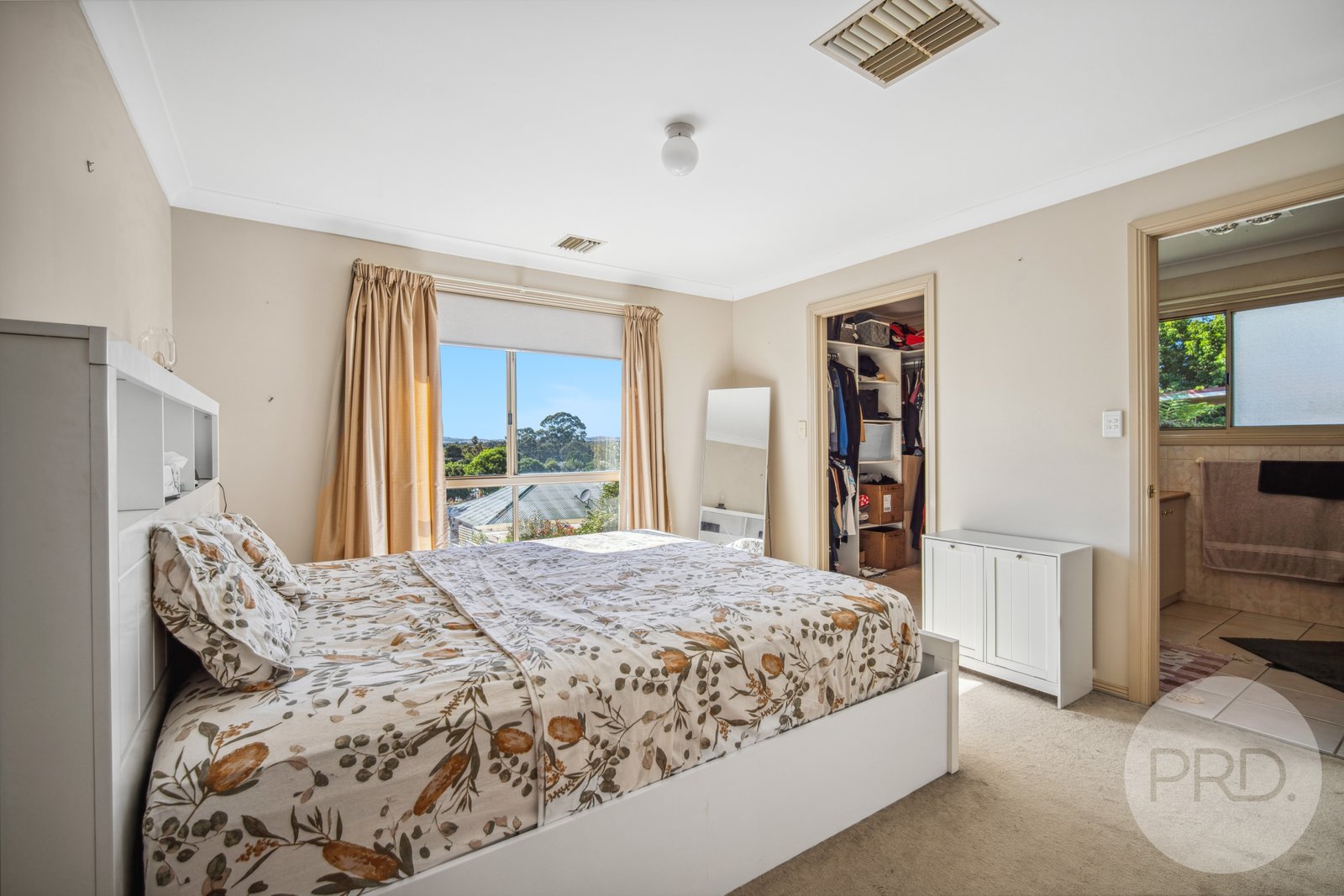 12 Fletcher Place KOORINGAL 9