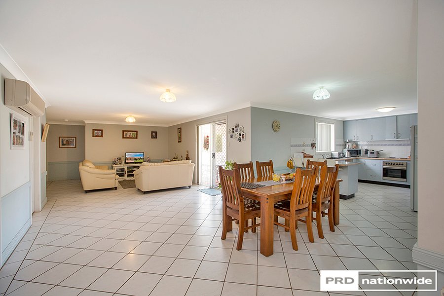 12 Flynn Street TAMWORTH 10