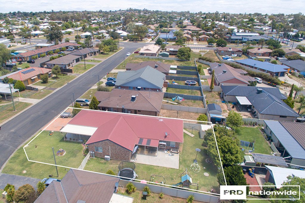 12 Flynn Street TAMWORTH 23