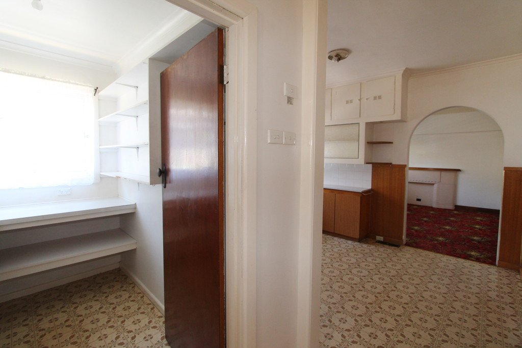 12 Forest Street LAKE WENDOUREE 7