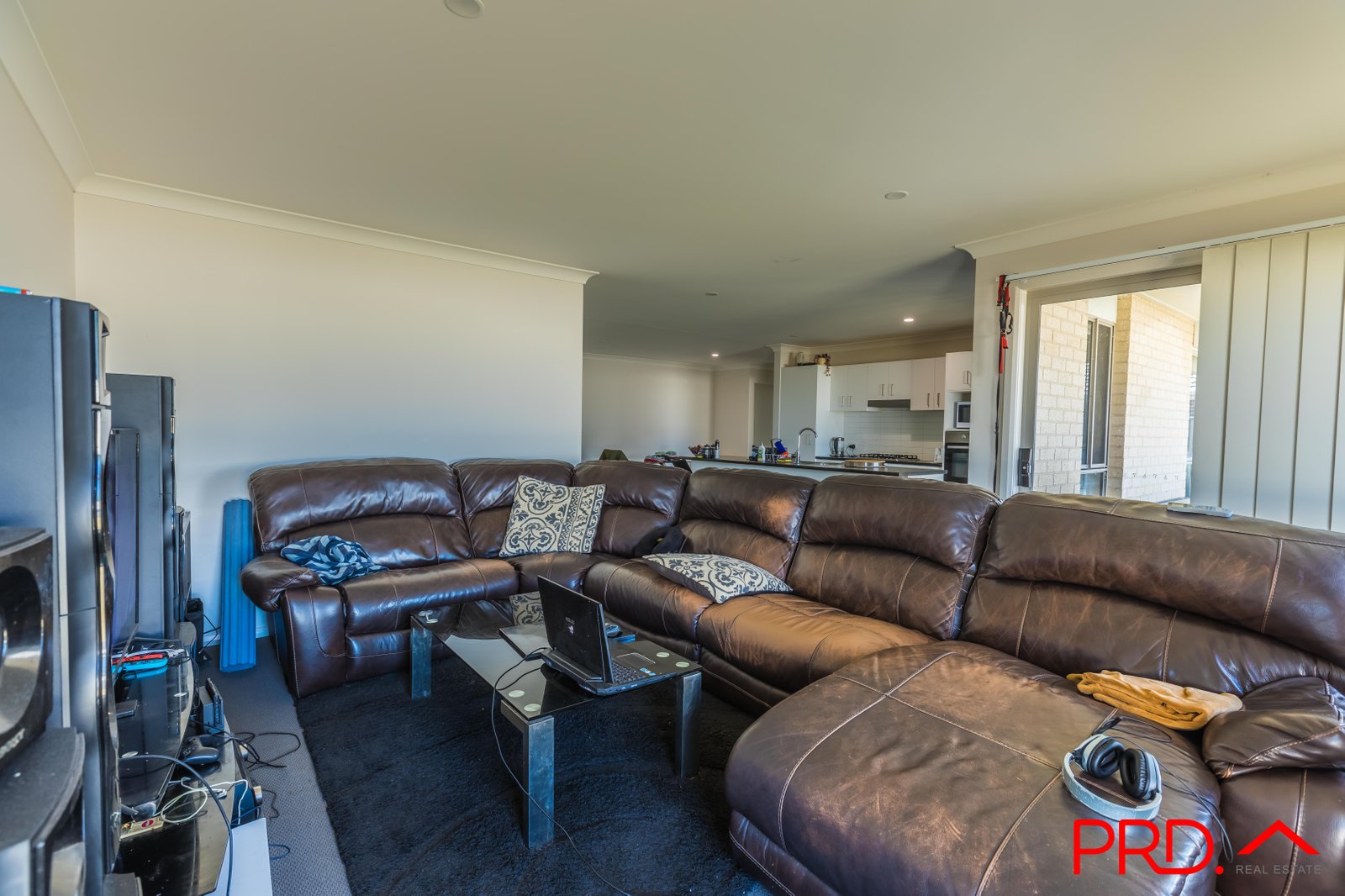 12 Francis Avenue TAMWORTH 5