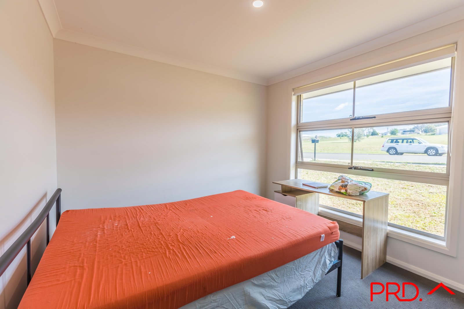 12 Francis Avenue TAMWORTH 9